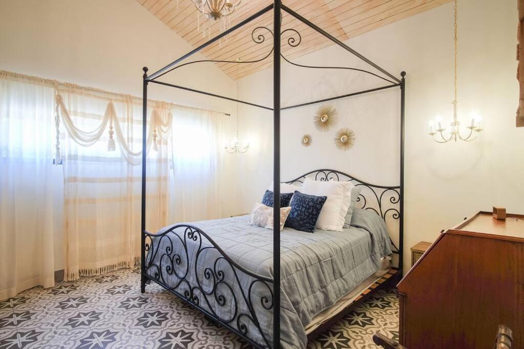 Villa Casa Capilla @ Casa Frida Valle De Gpe à San Marcos  Extérieur photo