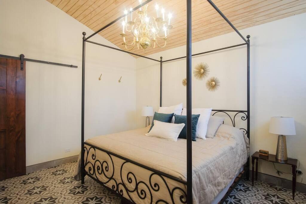 Villa Casa Capilla @ Casa Frida Valle De Gpe à San Marcos  Extérieur photo